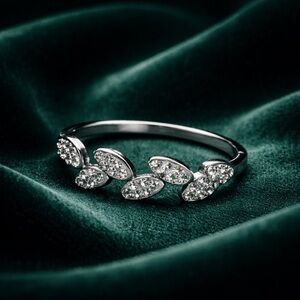 Elegant Stainless Silver Leaf Design Women's 💍 size 9